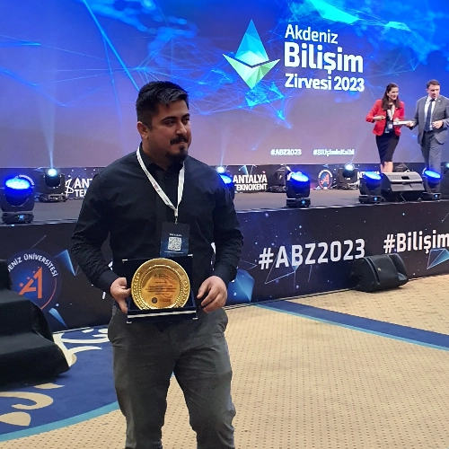 EXPERSITO - Rıfat Özbay