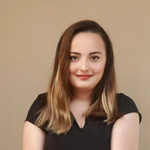 EXPERSITO - Özge Sevin