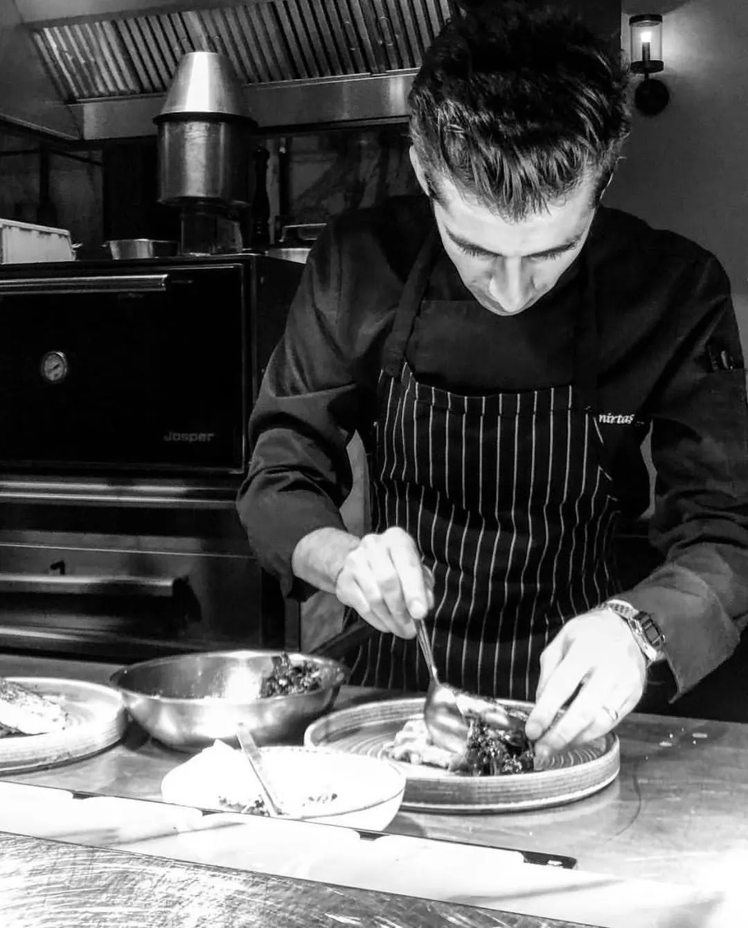 EXPERSITO - Cihan Demirtaş